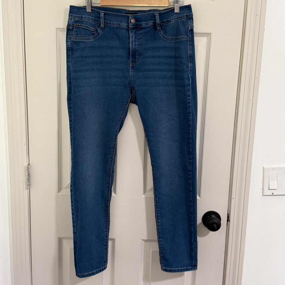Curve Appeal Jeans Womens 12/31 Blue Essential Skinny Stretch Casual Minimalist